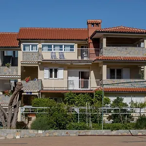 https://apartmani-ana-milo.primorje-gorskikotar.com